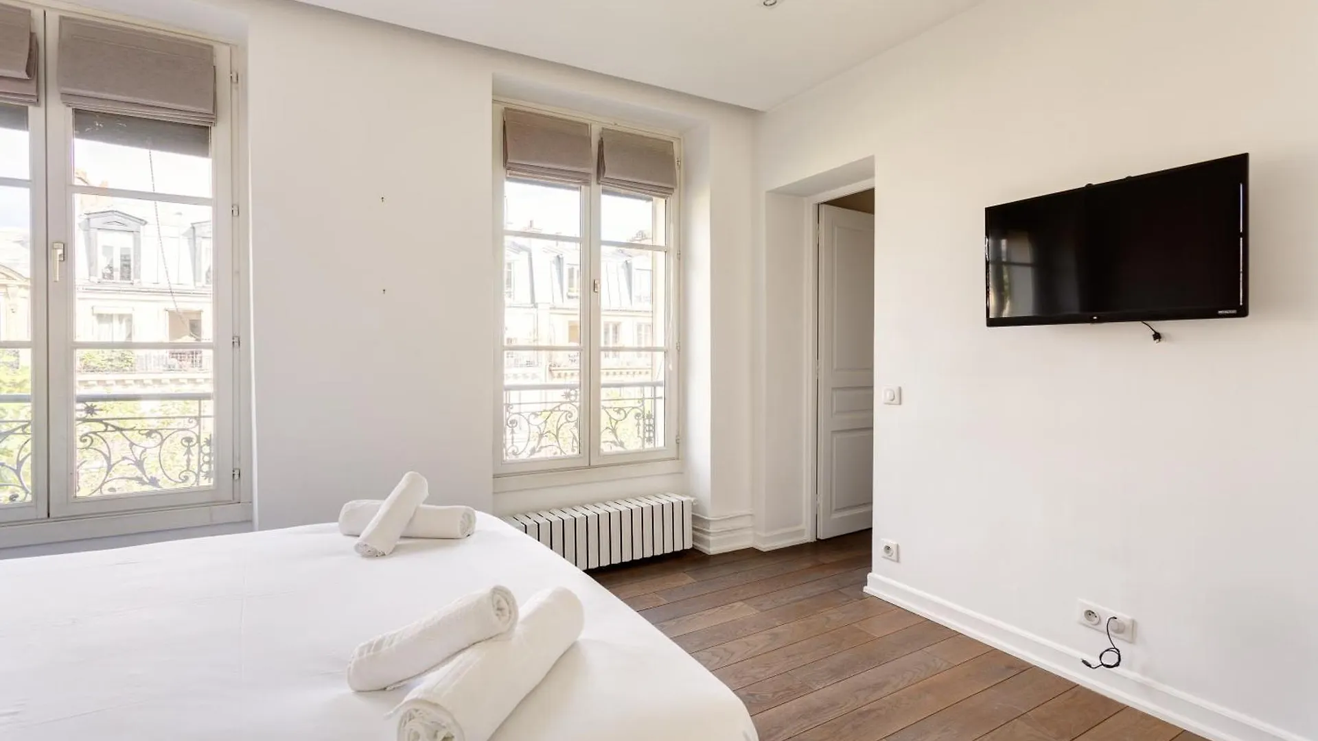 The Maubourg Eiffel Tower Apartment Paris