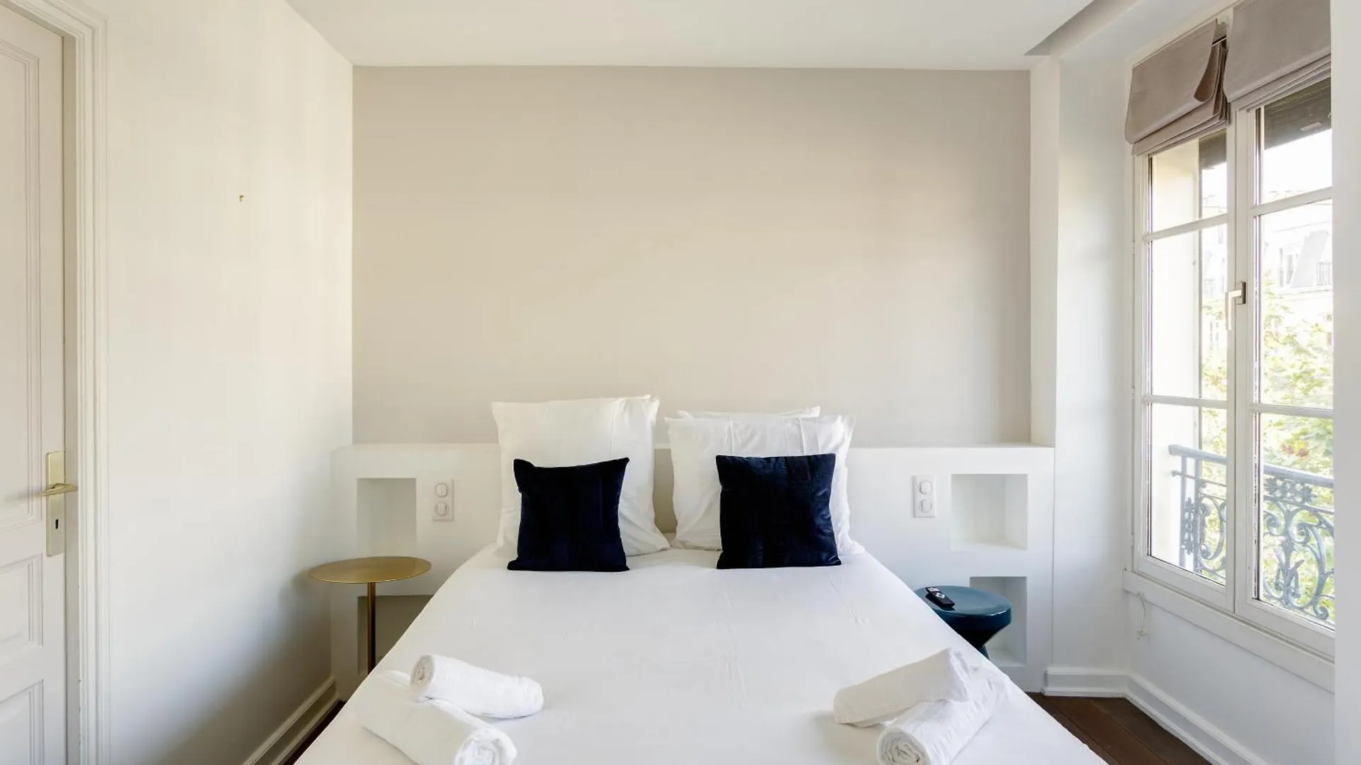 The Maubourg Eiffel Tower Apartment Paris 0*,